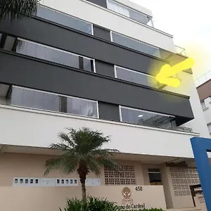 Com 2 Quartos 5 Hóspedes - Recanto Do Cardeal - De Bombas-bombinhas Bombinhas